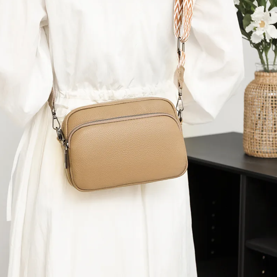 Carrie Messenger Bag Compact Leather Crossbody Shoulder Bag