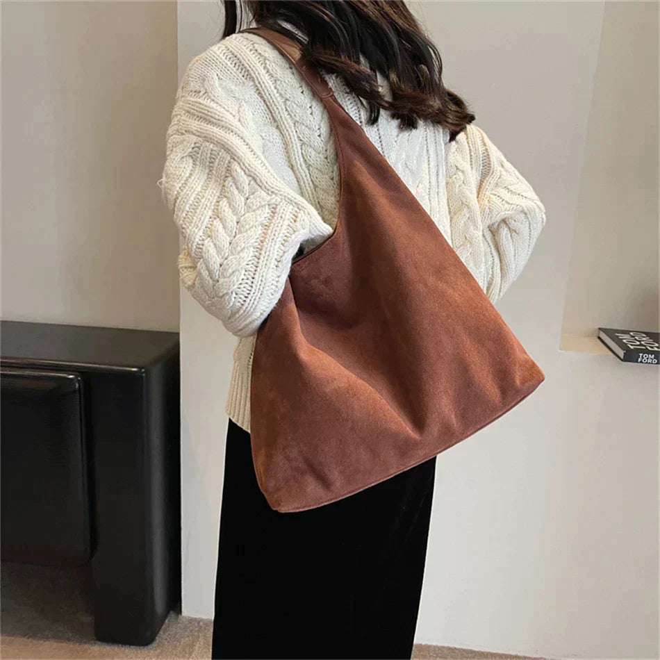 Casual Bucket Shoulder Bag with Large Capacity