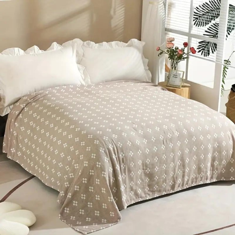 Cotton Throw Blanket with Geometric Pattern