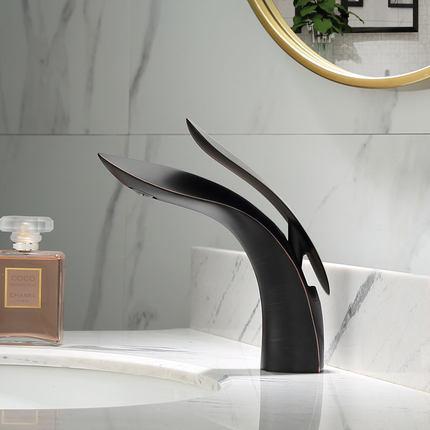Curved Bathroom Faucet Rose Gold Single Handle Basin Tap