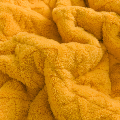 Double Sided Microfiber Fleece Blanket Extra Warm Plush Throw