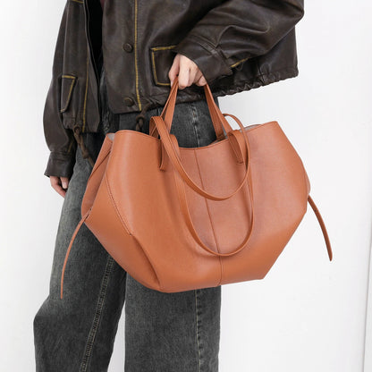 Elegant Leather Tote Bag Large Capacity Everyday Handbag