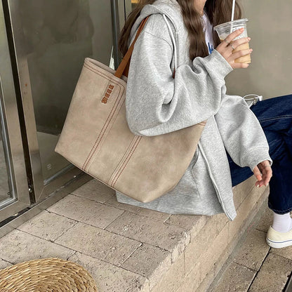 Elegant Leather Tote Handbag Large Capacity Shoulder Bag
