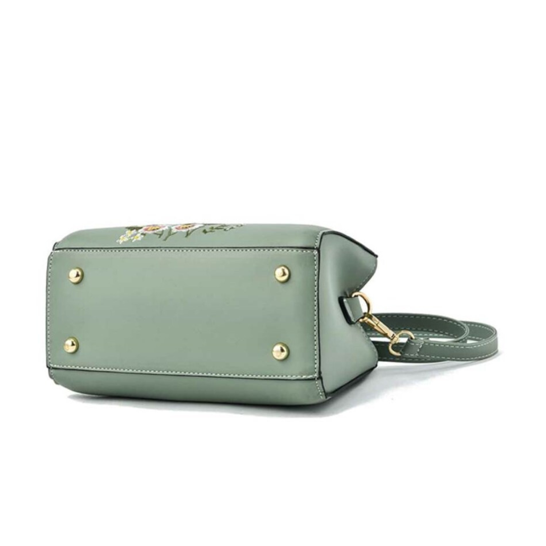 Embroidered Crossbody Bag Elegant Shoulder Handbag for Everyday Style