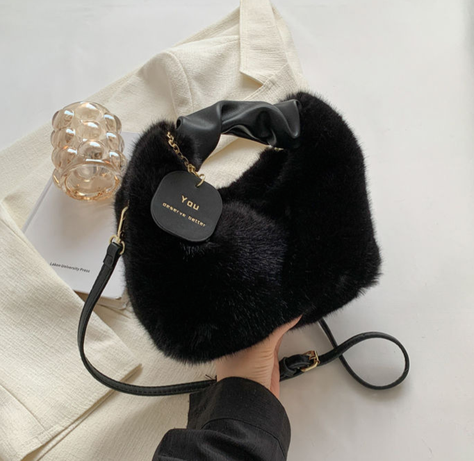 Fluffy Handbag Soft Plush Trendy Tote for Everyday Use