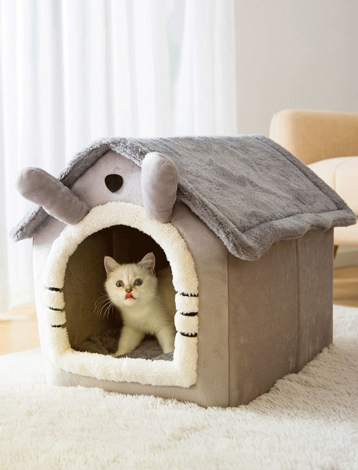 Fluffy Pet Sleeping House Warm Plush Indoor Cat Bed Cozy Small Dog Cave Bed Soft Kennel