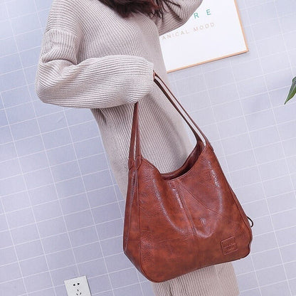 Large Capacity Leather Shoulder Bag for Everyday Essentials