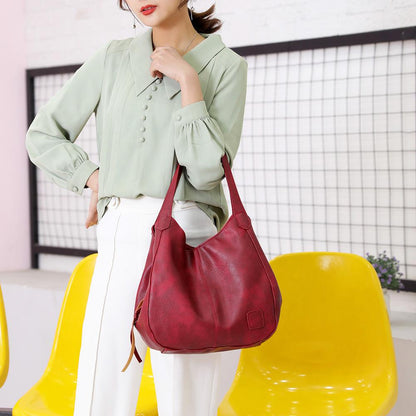 Large Capacity Leather Shoulder Bag for Everyday Essentials