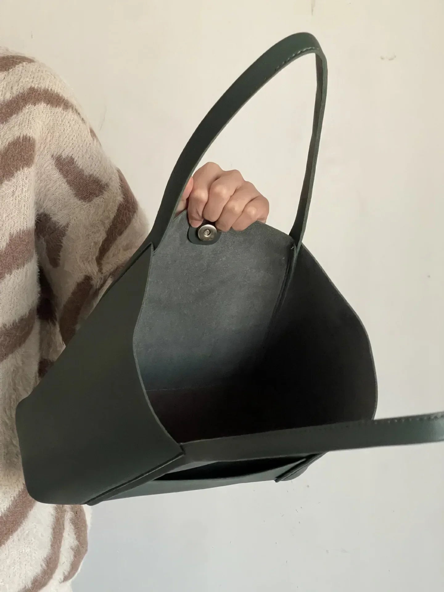 Large Capacity Vegan Leather Shoulder Tote Bag