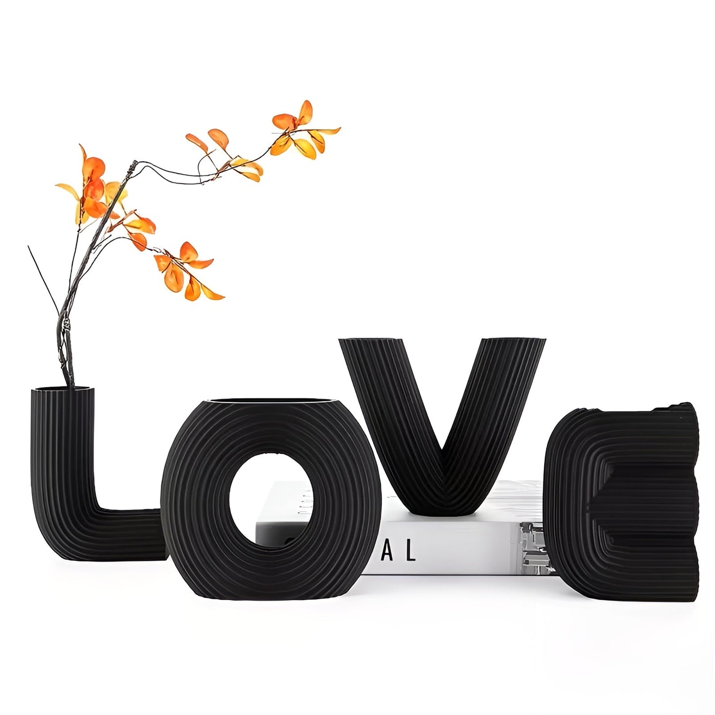 Love Figurine Set Modern Decorative Shelf Ornaments