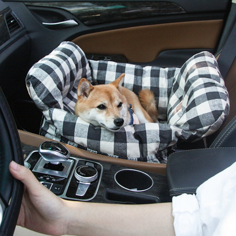 Luxury Dog Car Seat with Blue-White Stripes – Comfortable & Safe Travel Bed for Pets