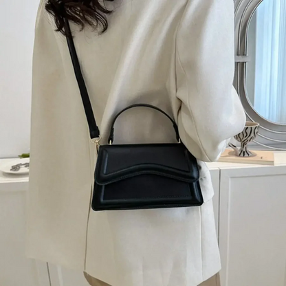 Luxury Leather Shoulder Bag Elegant Women's Handbag for Everyday Use