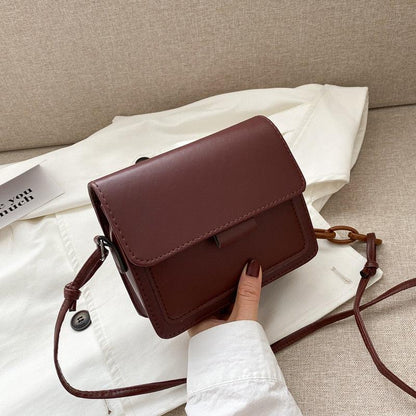 Minimalist Crossbody Shoulder Bag for Everyday Style