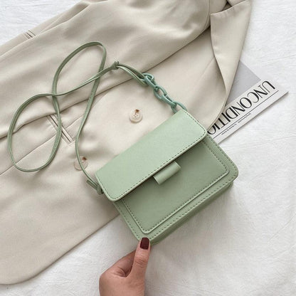 Minimalist Crossbody Shoulder Bag for Everyday Style
