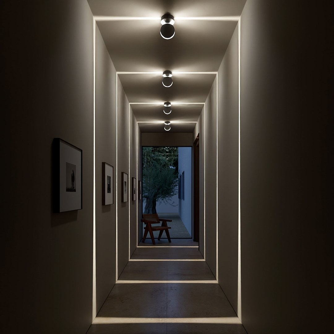 Moderne plafondspot met 360 graden verstelbare binnenverlichting
