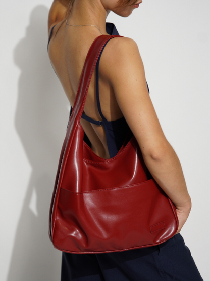 Modern Shoulder Bag with Magnetic Closure and Adjustable Strap for Everyday Use