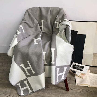Oversized Cashmere Blend Throw Blanket Soft Plush Home Blanket