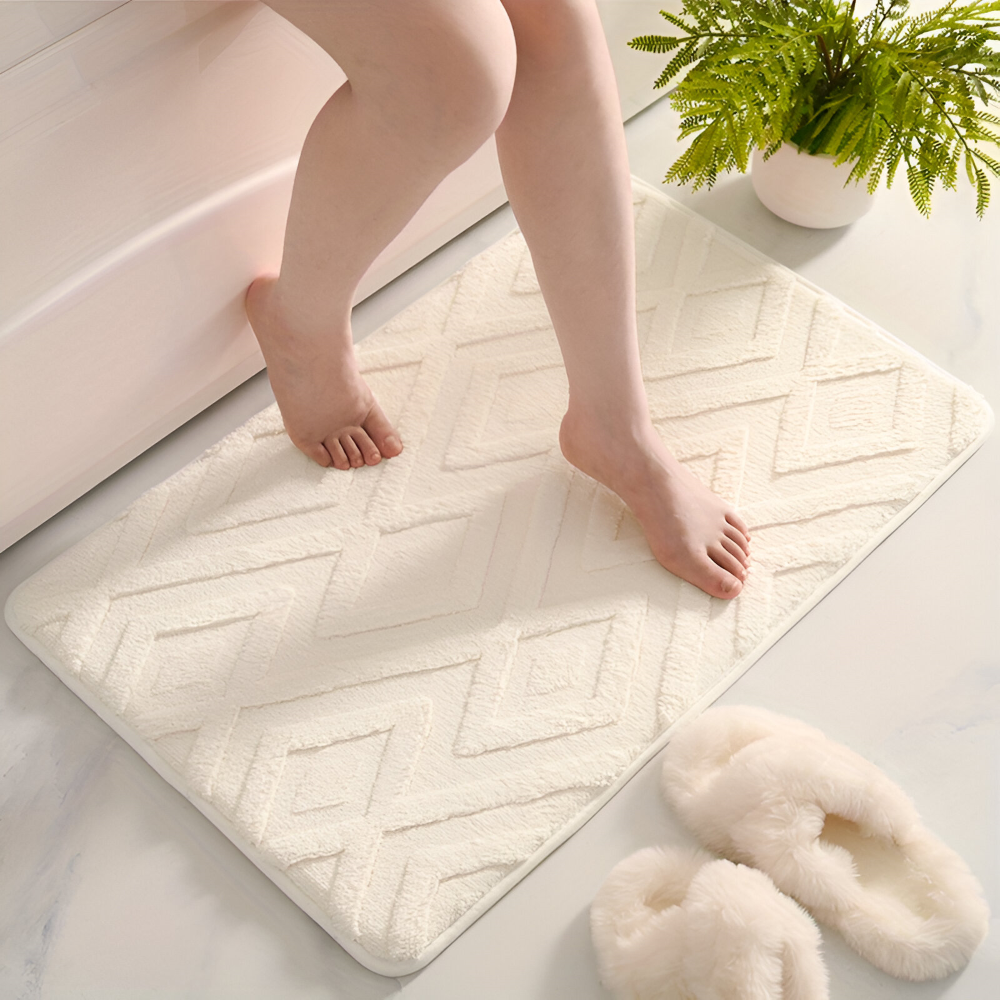 Plush Diamond Pattern Bath Mat Ultra Soft Non Slip Bathroom Rug