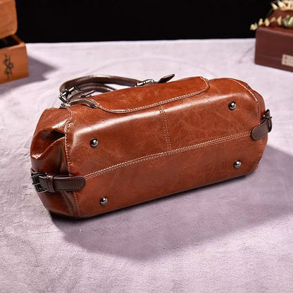 Premium Leather Crossbody Handbag for Everyday Use