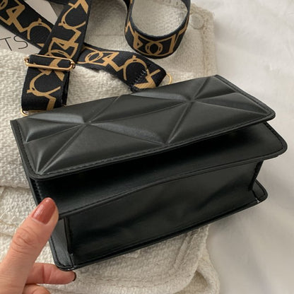 Quilted Crossbody Handbag Chain Strap Womens Fashion Shoulder Bag