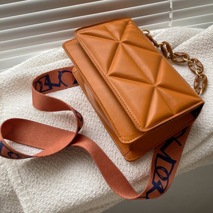 Quilted Crossbody Handbag Chain Strap Womens Fashion Shoulder Bag