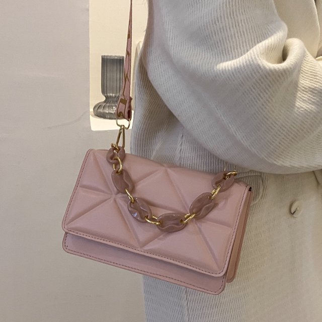 Quilted Crossbody Handbag Chain Strap Womens Fashion Shoulder Bag