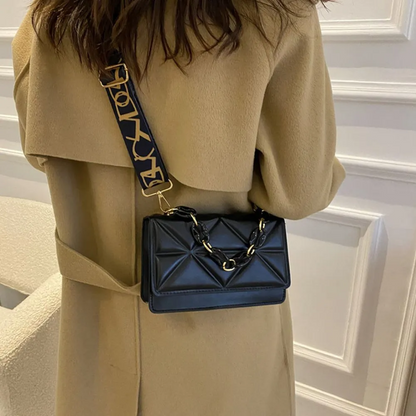 Quilted Crossbody Handbag Chain Strap Womens Fashion Shoulder Bag