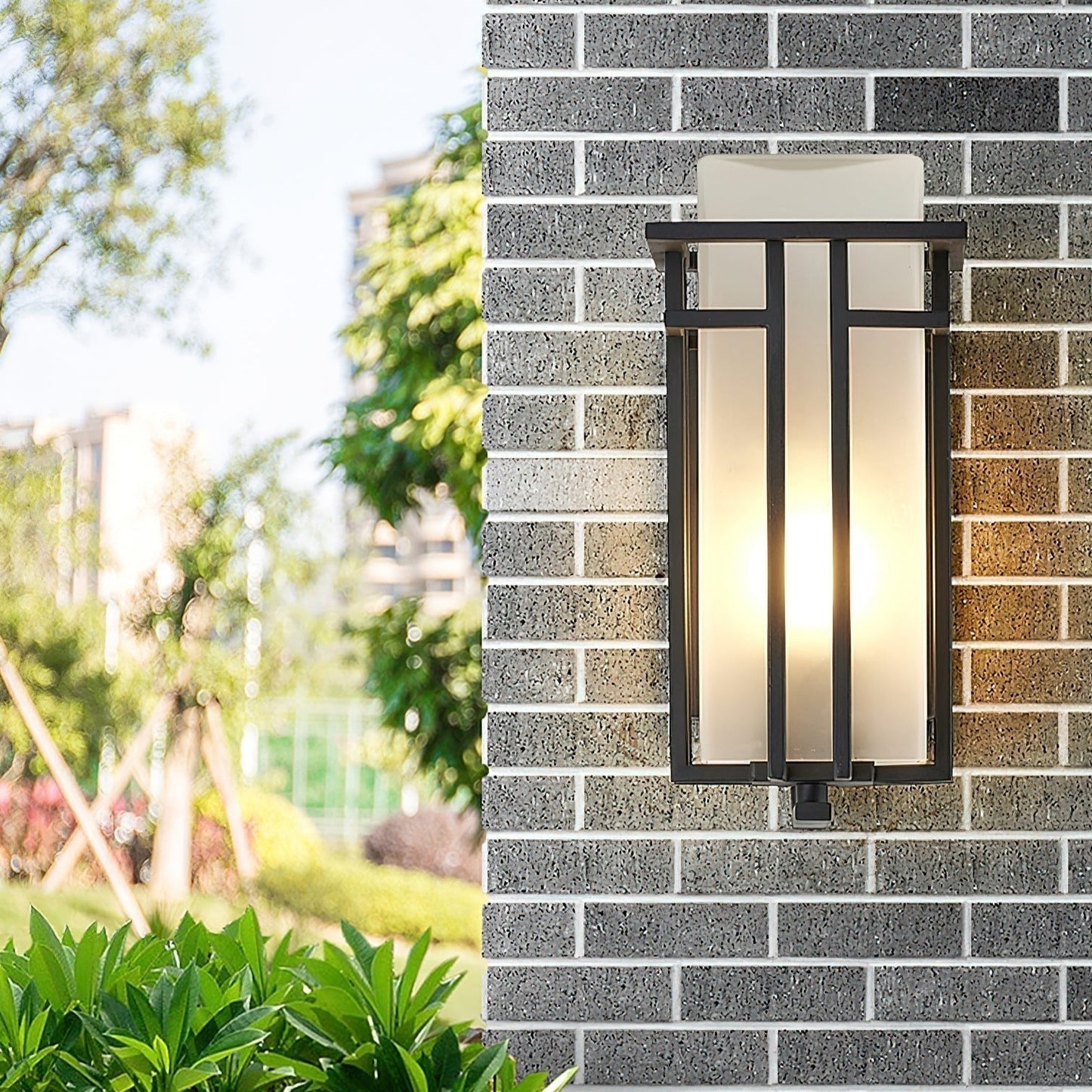 Retro Outdoor Wall Lantern Waterproof Iron Glass Light
