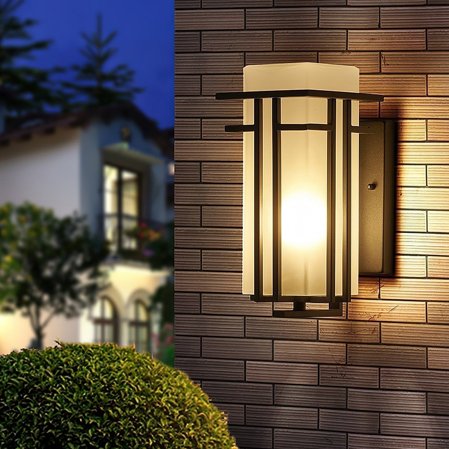 Retro Outdoor Wall Lantern Waterproof Iron Glass Light