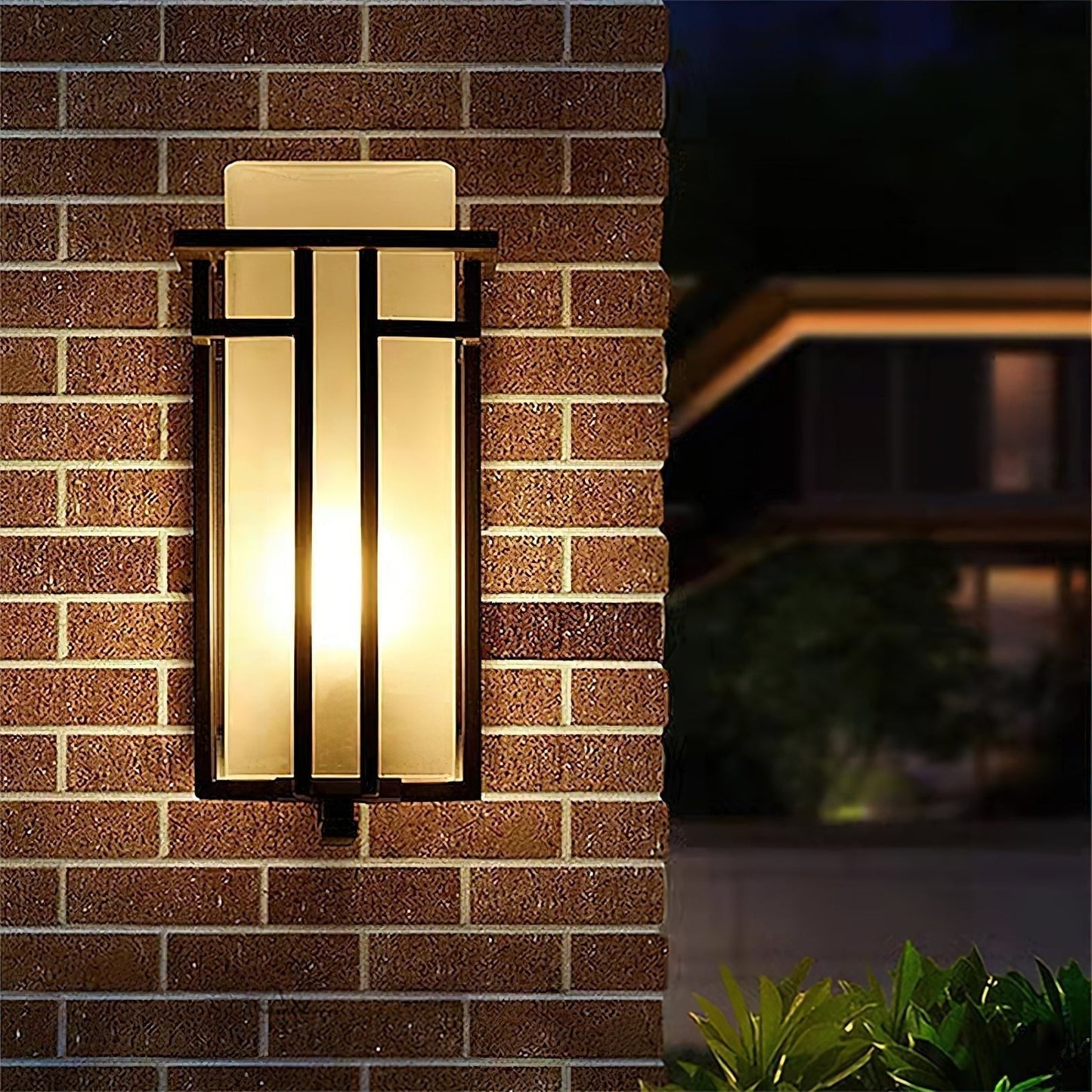 Retro Outdoor Wall Lantern Waterproof Iron Glass Light