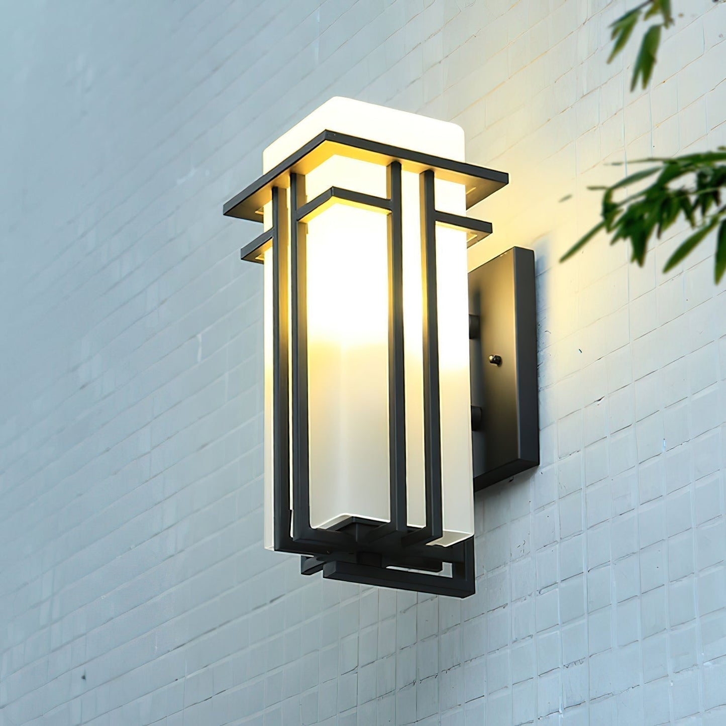 Retro Outdoor Wall Lantern Waterproof Iron Glass Light