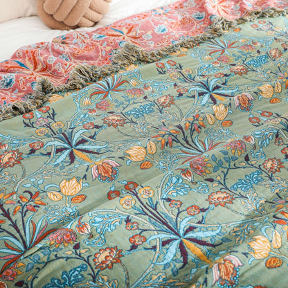 Reversible Woven Cotton Throw Blanket Soft Floral Quilt with Tassels
