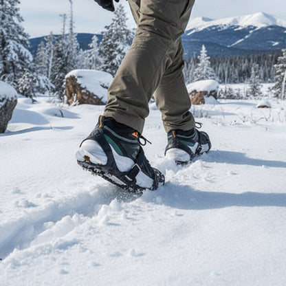 Sneeuw- en ijskrampons met 11 stalen tanden, elastische schoengrepen om aan te trekken