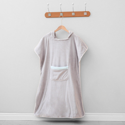 Soft Hooded Bath Poncho with Front Pocket and Absorbent Fabric