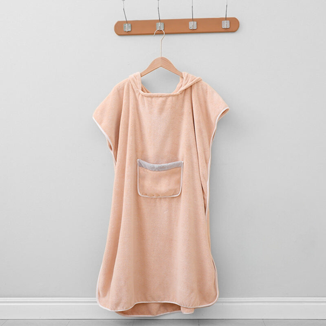Soft Hooded Bath Poncho with Front Pocket and Absorbent Fabric