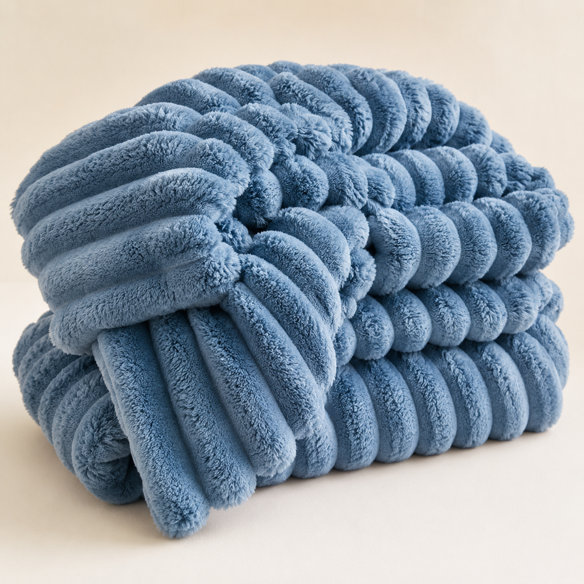 Soft Plush Throw Blanket for Sofa and Bed