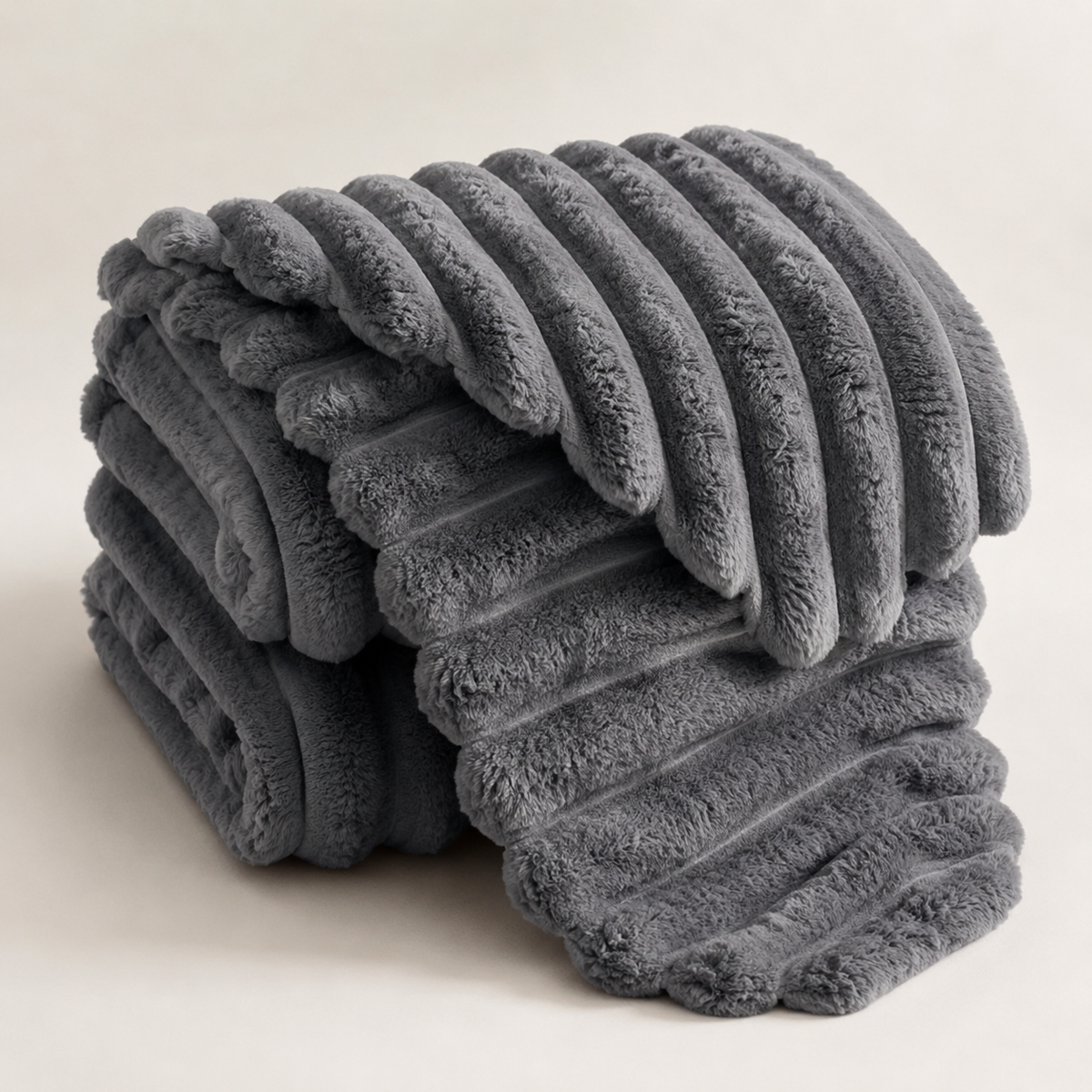 Soft Plush Throw Blanket for Sofa and Bed