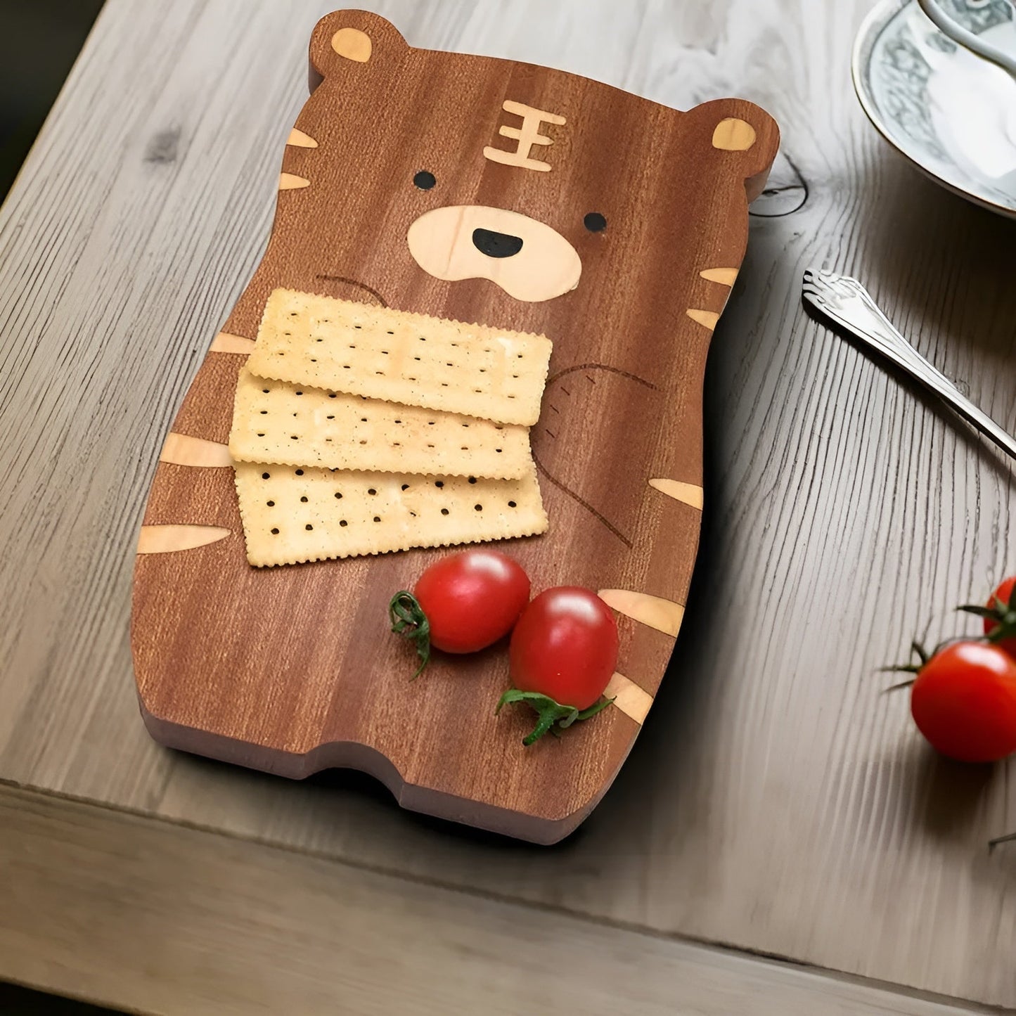 Squirrel Wooden Cutting Board Solid Wood Serving Board