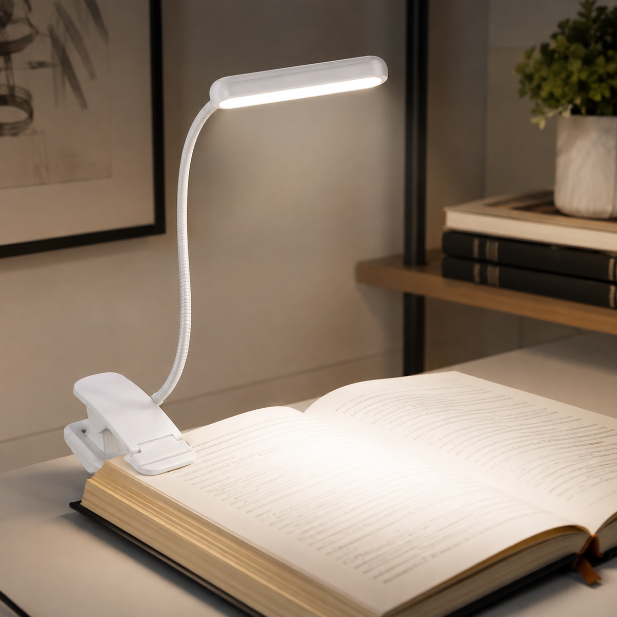Via USB oplaadbare leeslamp met clip, flexibele zwanenhals en verstelbare ledverlichting