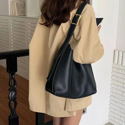 Vintage Leather Shoulder Tote Bag Large Capacity Handbag